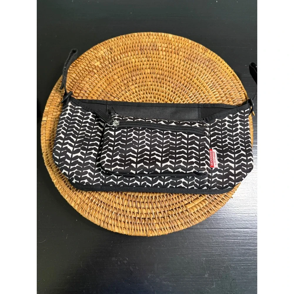Skiphop Skidaddle Stroller Organizer Caddy Black White Pattern Detachable Pouch